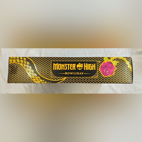 Monster High Cleo and Deuce Howliday Love Edition Two Pack. NRFB, BRAND NEW, NIB - Picture 9 of 14